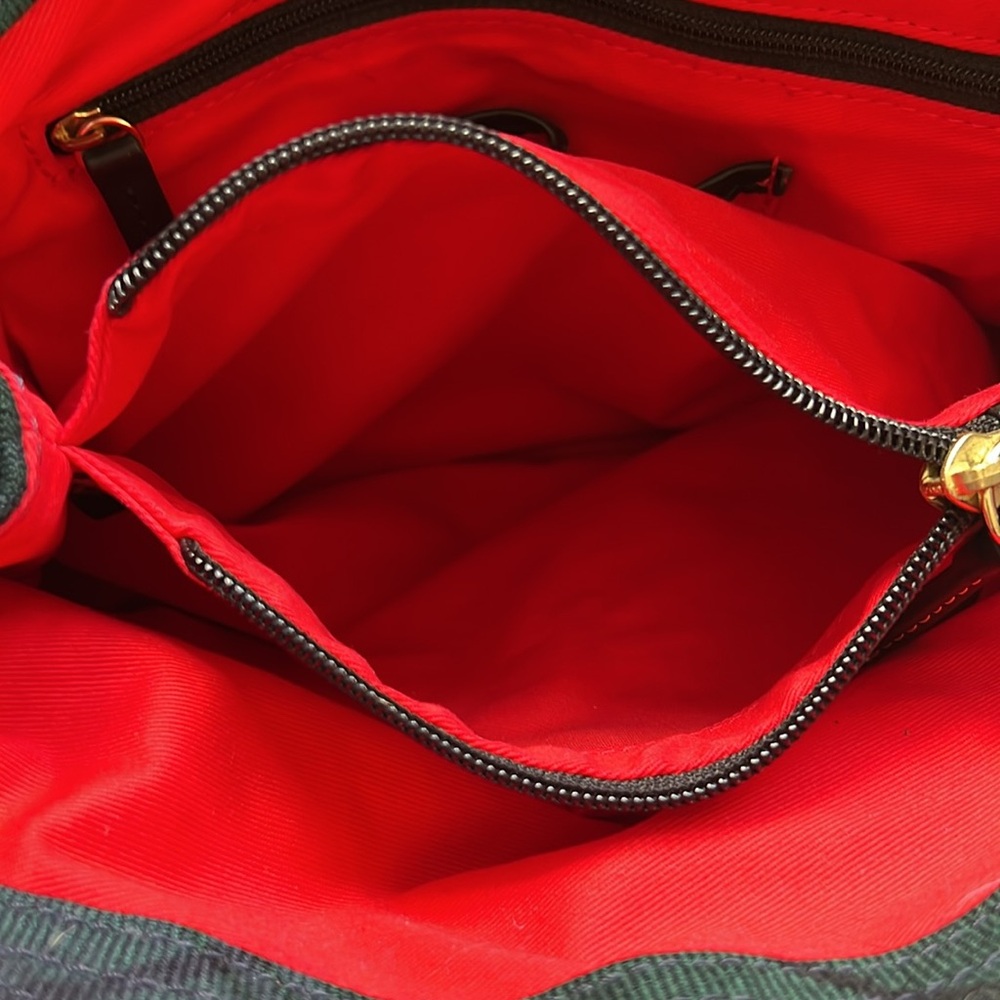EUC Dooney and Bourke purse - Picture 7 of 7
